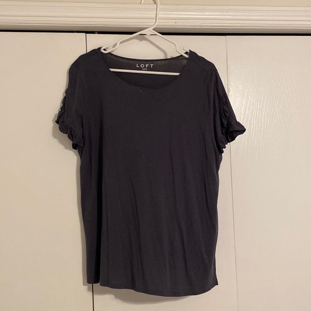 Loft Gray Flutter short sleeve tee